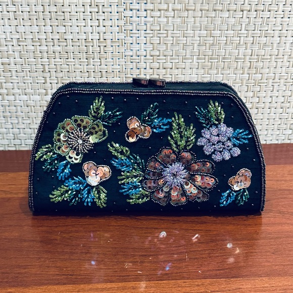 Talbots Handbags - 🌟HP🌟VTG 2000s Black Silk Sequin & Micro-bead Evening Bag by Talbot's